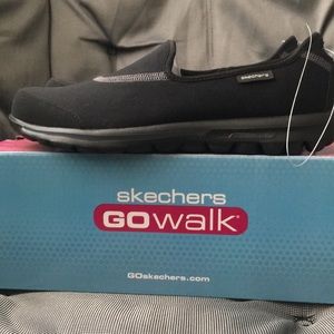 Skechers GO WALK- GLITZ slip on walking shoes